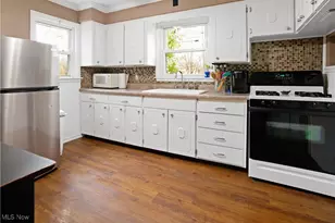 379 S Salem-Warren Rd, North Jackson, OH 44451 - Photo 8