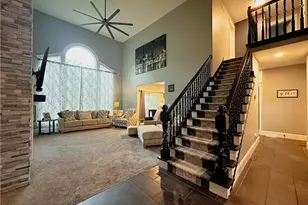 1002 Chestnut Cir SE, Warren, OH 44484 - Photo 10