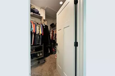 1002 Chestnut Circle SE, Warren, OH 44484 - Photo 32