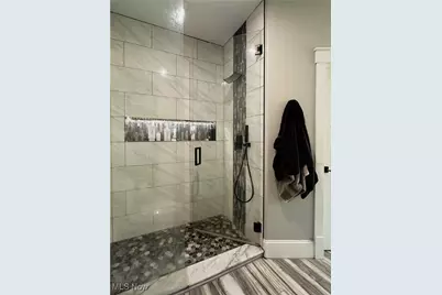 1002 Chestnut Circle SE, Warren, OH 44484 - Photo 30