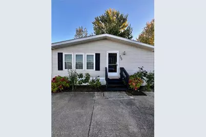 399 Sandtrap Circle, Painesville Twp, OH 44077 - Photo 1