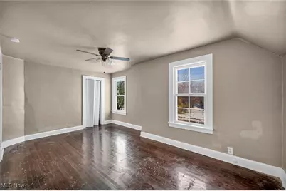 14410 Darwin Avenue, Loveland, OH 44110 - Photo 22