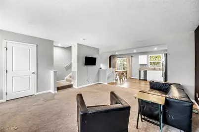 113 Palm Court, Painesville, OH 44077 - Photo 2