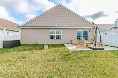 144 Prestwyck Lane, Elyria, OH 44035 - Photo 36
