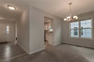 144 Prestwyck Ln, Elyria, OH 44035 - Photo 8