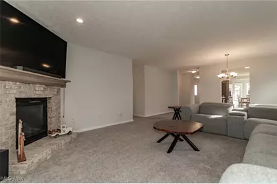 144 Prestwyck Lane, Elyria, OH 44035 - Photo 4