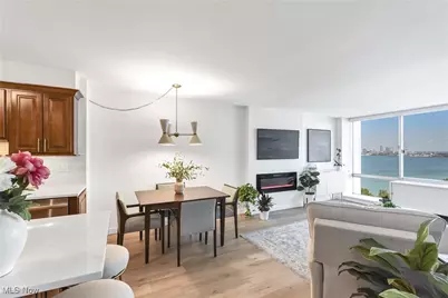 12700 Lake Avenue #1403, Oakwood, OH 44107 - Photo 2