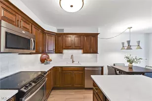 12700 Lake Ave, Oakwood, OH 44107 - Photo 16