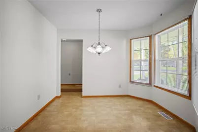 7106 NE Woodell Avenue, Canton, OH 44721 - Photo 12