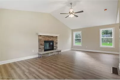 4133 State Route 225, Diamond, OH 44412 - Photo 6