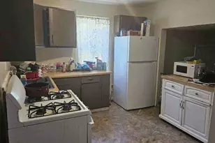 1093 Joy Ave, Akron, OH 44306 - Photo 4