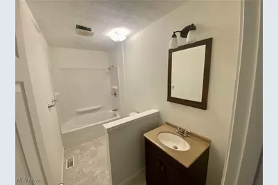 1273 Michigan Avenue, Lorain, OH 44052 - Photo 16
