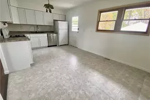 1273 Michigan Ave, Lorain, OH 44052 - Photo 8