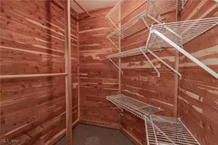 7610 Lexington Ave, Loveland, OH 44103 - Photo 34