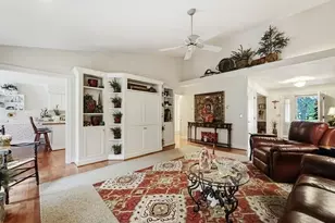 100 Clearwater Cove S, Austintown, OH 44515 - Photo 4