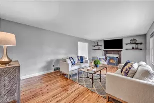 1003 Cove Cir, Huron, OH 44839 - Photo 6