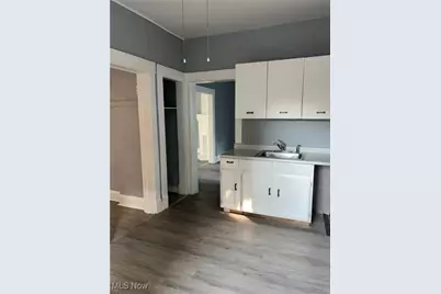 1390 E 109th Street #10828, Loveland, OH 44106 - Photo 8