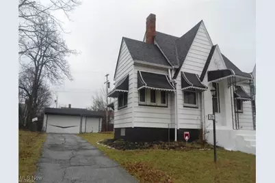 17111 Ridgeton Drive, Loveland, OH 44128 - Photo 2