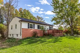 4155 Burton Dr, Stow, OH 44224 - Photo 2