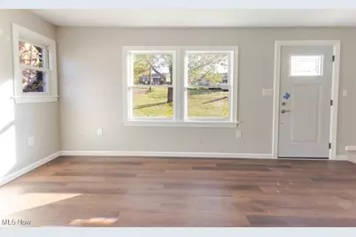 116 Kent Way, Weirton, WV 26062 - Photo 6