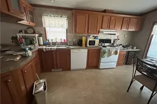 50023 Lin Chris Dr, St Clairsville, OH 43950 - Photo 4