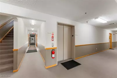 4703 Hills and Dales Road NW #304, Canton, OH 44718 - Photo 6