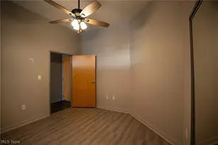 1951 W 26th St, Loveland, OH 44113 - Photo 32