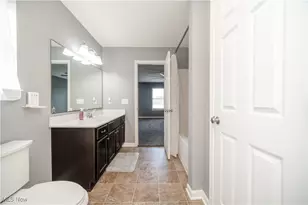 520 S Newton Falls Rd, Diamond, OH 44412 - Photo 24