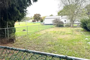 4481 Broadway Ave NE, Louisville, OH 44641 - Photo 6