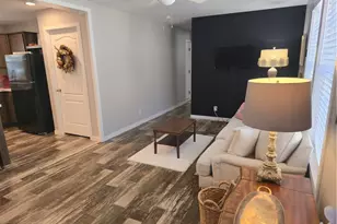 292 Westwoods St, Amherst, OH 44001 - Photo 2