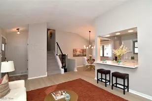 9195 Cheyenne Run, Macedonia, OH 44056 - Photo 6