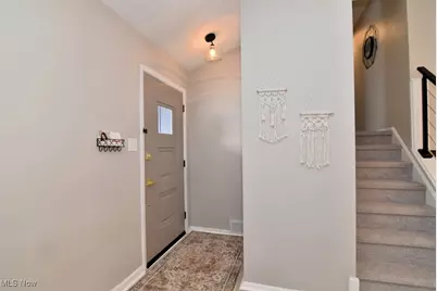 9195 Cheyenne Run, Macedonia, OH 44056 - Photo 2