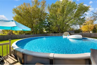 1280 Meadowview Lane, Amherst, OH 44001 - Photo 24