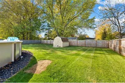 1280 Meadowview Lane, Amherst, OH 44001 - Photo 26