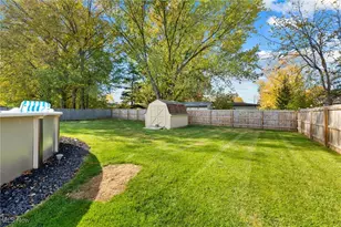 1280 Meadowview Ln, Amherst, OH 44001 - Photo 26