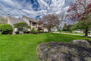 368 Leverett Ln, Highland Heights, OH 44143 - Photo 2