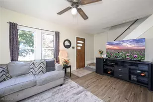 1174 Kohler Ave, Akron, OH 44314 - Photo 6