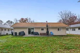 549 Linwood Dr, Alliance, OH 44601 - Photo 2