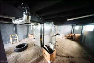 9905-9907 Zimmer Ave, Loveland, OH 44102 - Photo 16