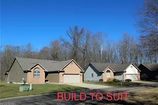 116 Lucretia Ln, Columbiana, OH 44408 - Photo 2