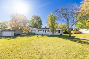 4186 Saint James, Brunswick, OH 44212 - Photo 2