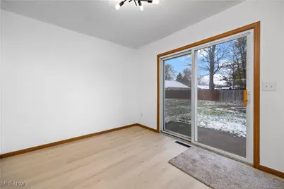 132 Warden Avenue, Elyria, OH 44035 - Photo 10