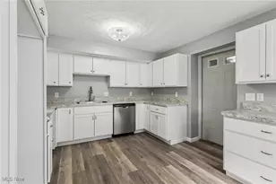 1873 US Hwy 6, Roaming Shores, OH 44085 - Photo 8