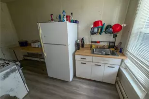 534 1st St, East Liverpool, OH 43920 - Photo 4