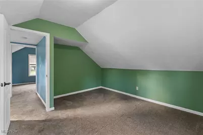 890 Green Side Avenue SW, North Lawrence, OH 44666 - Photo 16