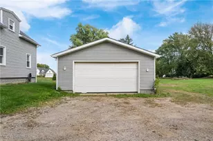 890 Green Side Ave SW, North Lawrence, OH 44666 - Photo 20