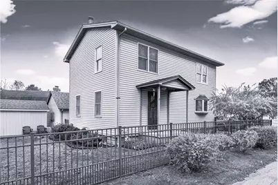 110 N Cross Street, Columbiana, OH 44408 - Photo 1