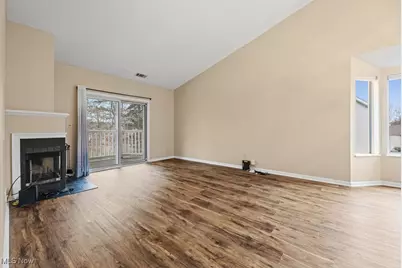 339 Village Pointe Drive #4, Akron, OH 44313 - Photo 4