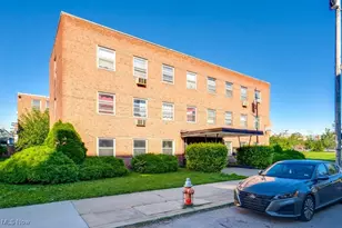 2812 E 130th St, Loveland, OH 44120 - Photo 1