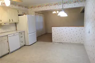 4805 Maple Hill Dr, Green Hills, OH 44131 - Photo 16